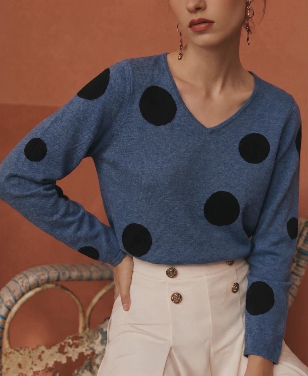 Chico’s 1 Women’s medium Blue Polka Dot Sweater bohemian casual quiet luxury